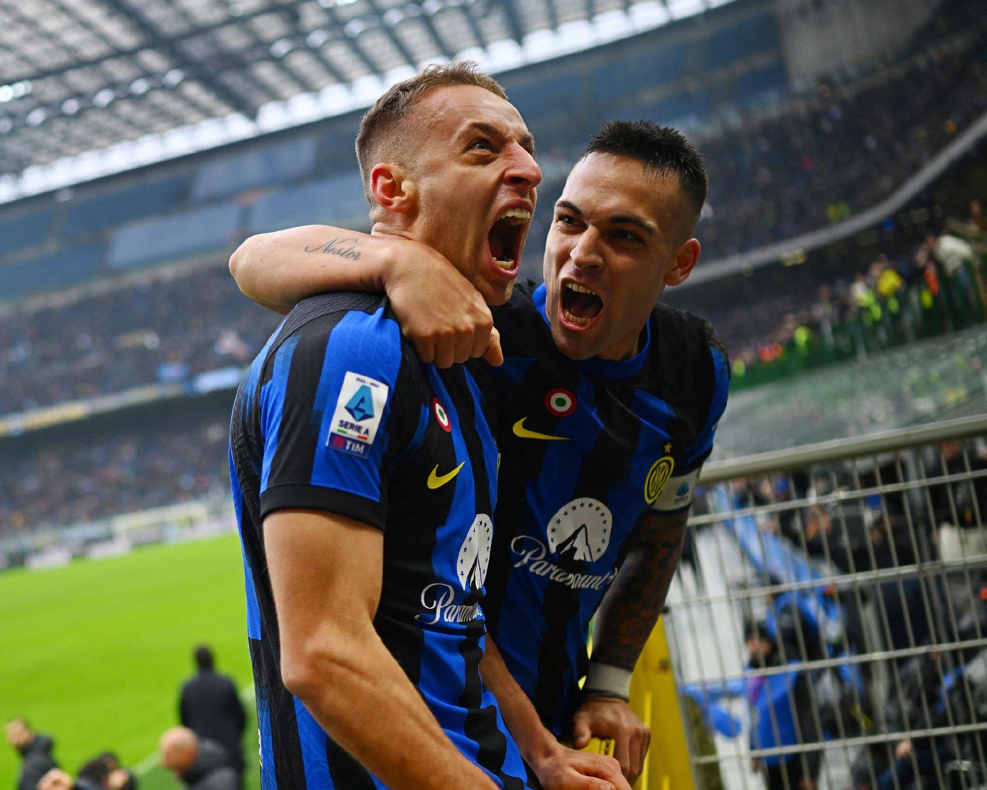 为球迷们奉 为球迷们奉