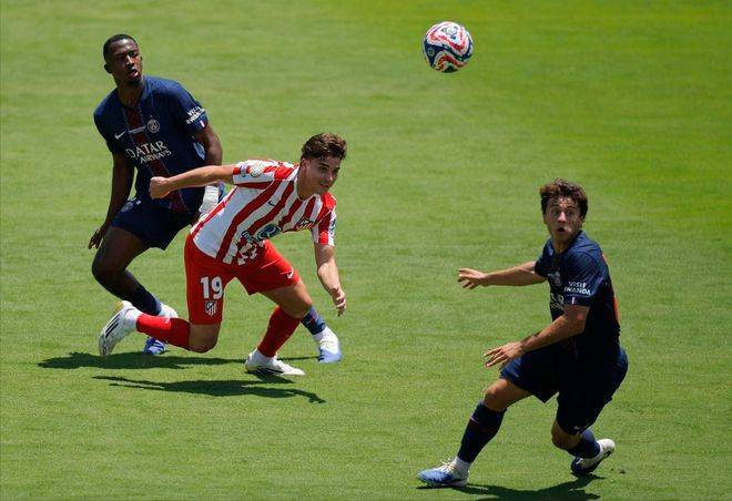 更是保持联 更是保持联