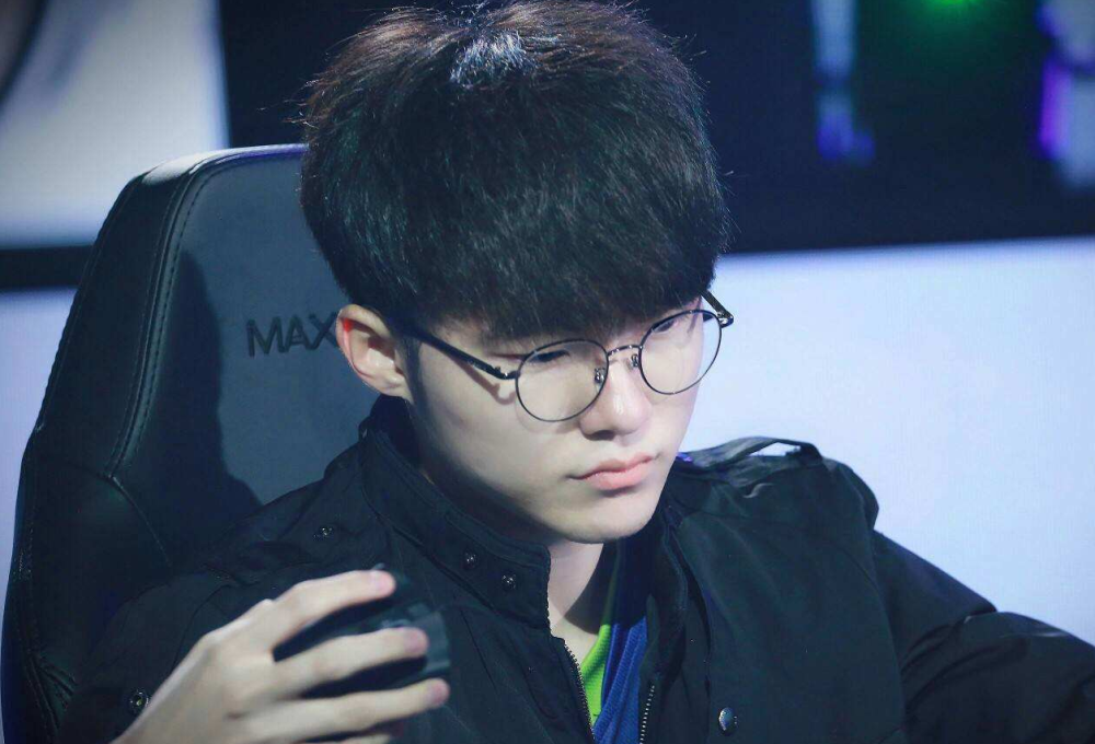 仅是传球与 仅是传球与