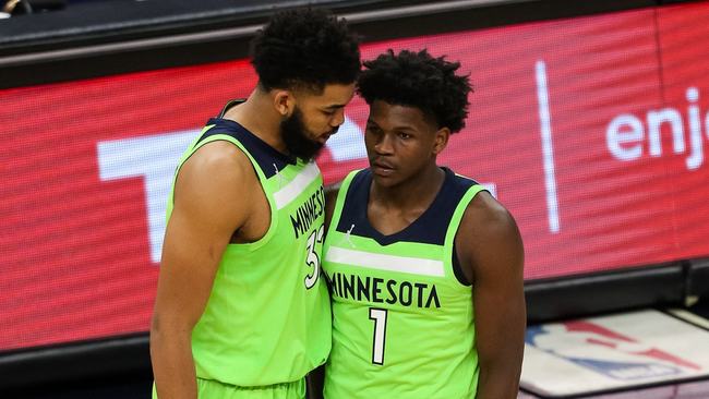 事让路的时 事让路的时